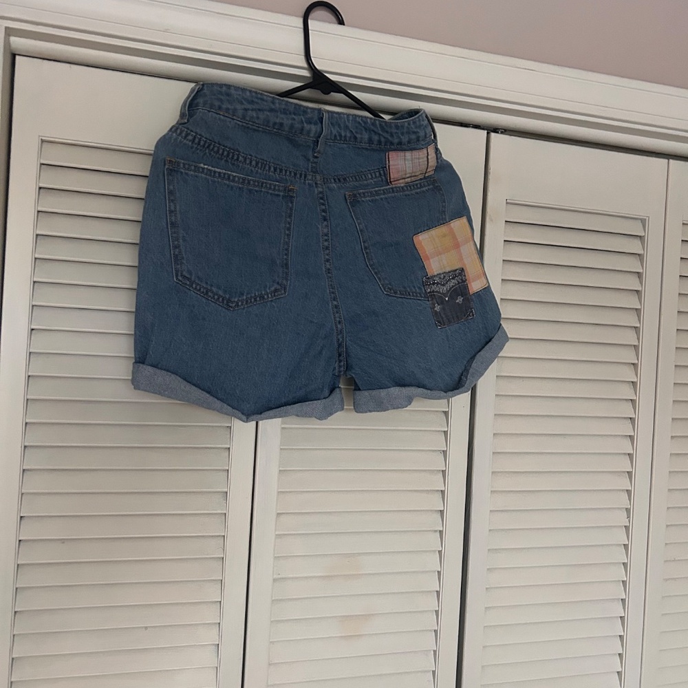Easel Patchwork Shorts - Picture 2 of 4